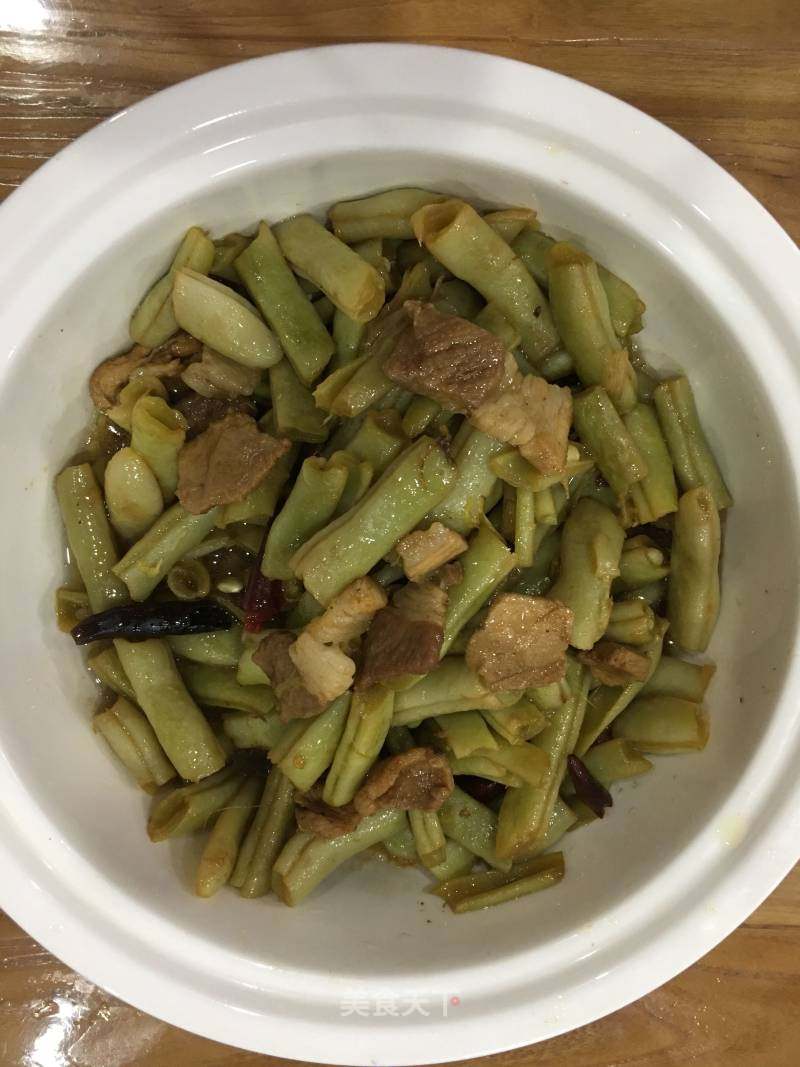 家常红烧肉炖豆角烹饪指南，美味佳肴轻松上手！